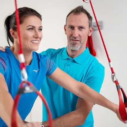 Rehabilitační cvičení s fyzioterapeutem Rehabilitační cvičení s fyzioterapeutem