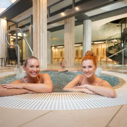 Whirlpool ve wellness centru hotelu Alexandria Whirlpool ve wellness centru hotelu Alexandria