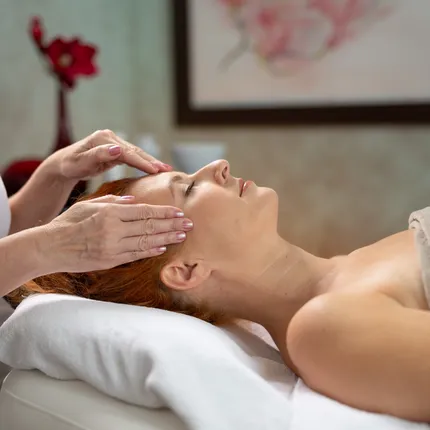 uvolňující masáž hlavy uvolňující masáž hlavy