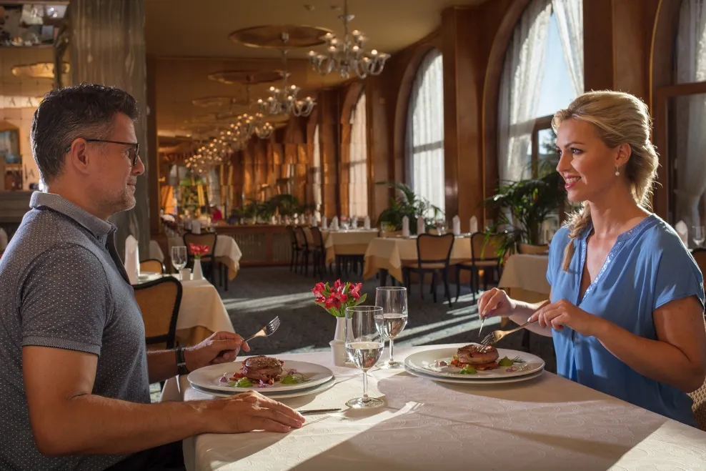 Francouzská restaurace v hotelu Alexandria