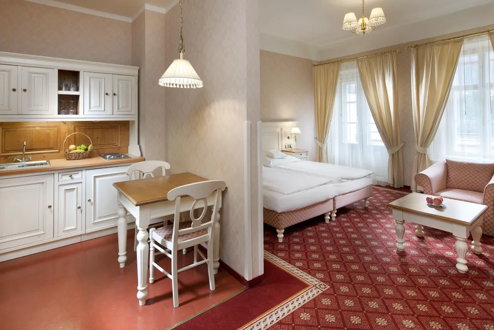 Alpská růže Alpská růže