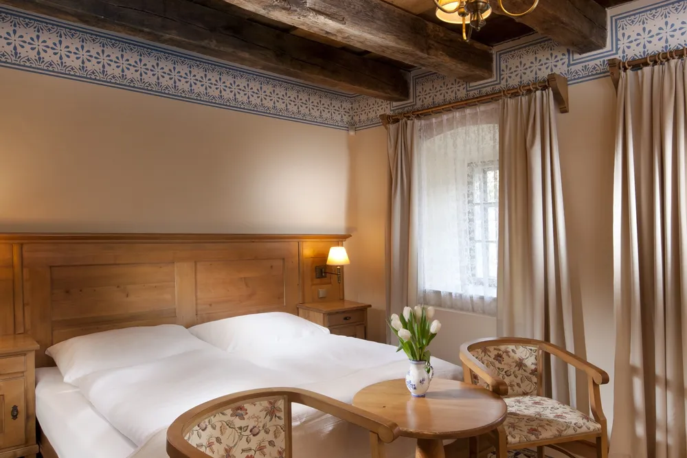 Pod lipami Pod lipami