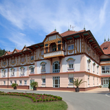 Hlavní lázeňský objekt - hotel Jurkovičův dům****